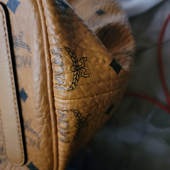 100%  Authentic MCM use few times - Picture 2 of 14